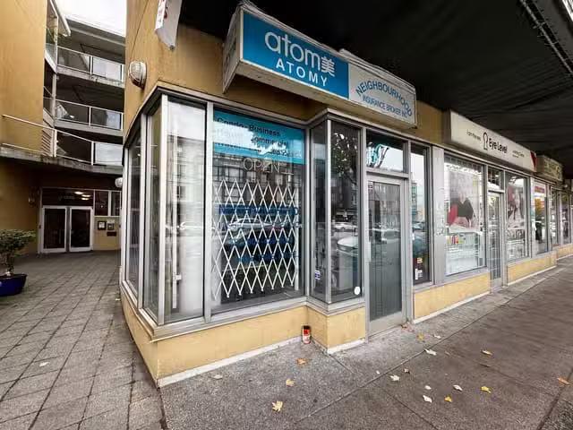 Retail for sale in Vancouver, Vancouver East, 2236 Kingsway, 2.