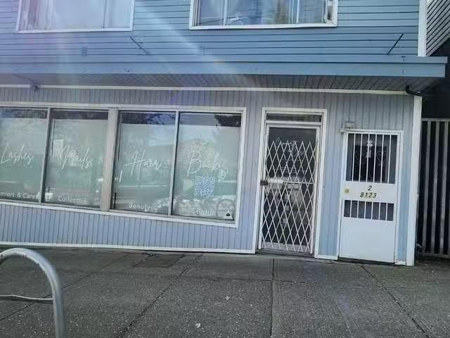Retail for sale in Vancouver, Vancouver East, 8123 Main Street.