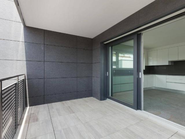 RETOUR À LA VENTE Superbe 3 avec Terrasse + Parking en Centre