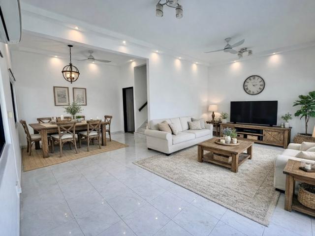 Retro black and white Bukit Timah 2 Storey House Semi Detached House For Rent, $7,999, 4 Bed 3 Bath 2,650 sqft $2.08 psf