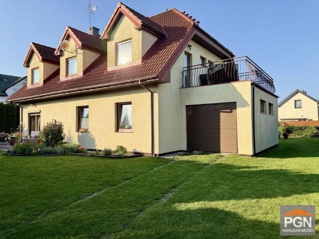 Dom 290m2 blisko morza z garażem i adaptacją poddasza