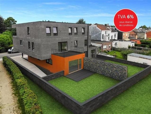 Rez de chaussée 1 ch avec grand jardin et terrasse