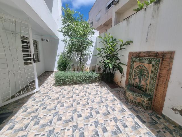 Rez de chaussée d'une villa Meublé à louer