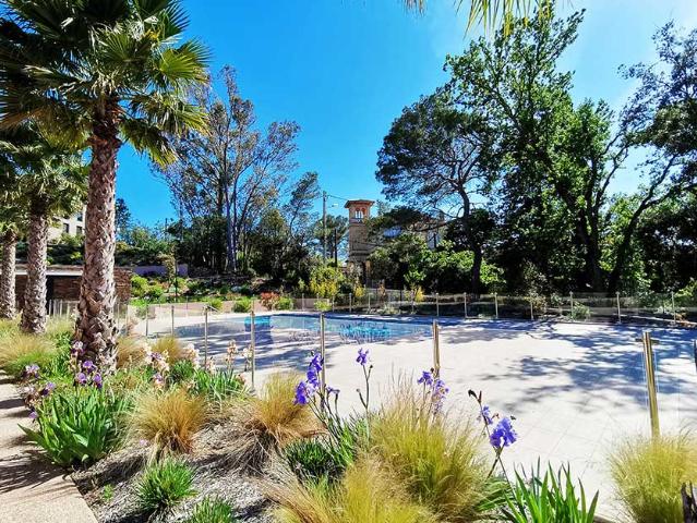rez de jardin saint raphael residence de standing avec piscine