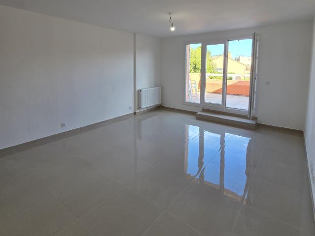 Rez de jardin 78 m² 4 Pièces Plan De Cuques 13380