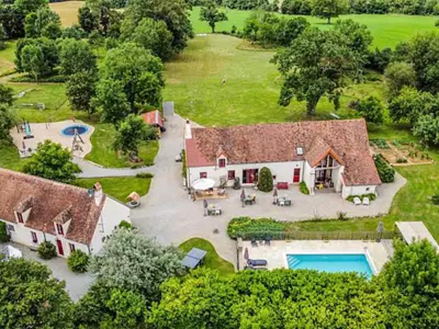 Rezay 18170 Achat / Vente maison 14 pièces t14 piscine