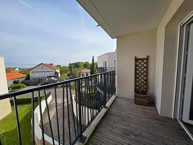 Rezé 44400 Achat / Vente appartement 3 pièces t3 terrasse cave