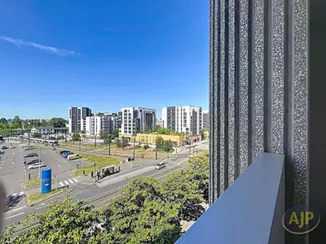 Rezé 44400 Achat / Vente appartement 4 pièces t4 au dernier étage cave