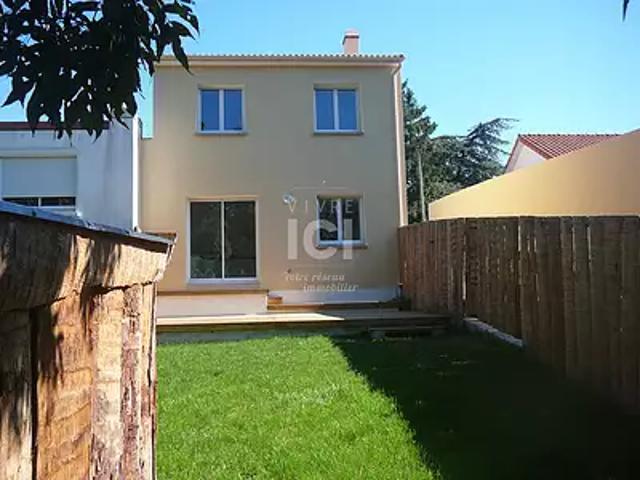 Rezé 44400 Location maison 5 pièces t5