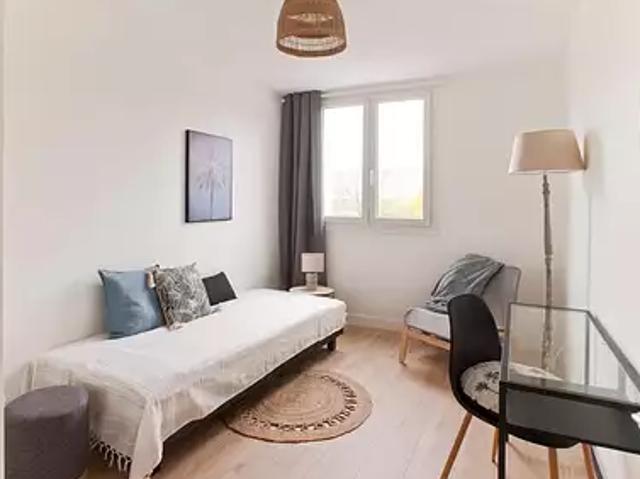 Rezé 44400 Location appartement 1 pièce t1 cave balcon