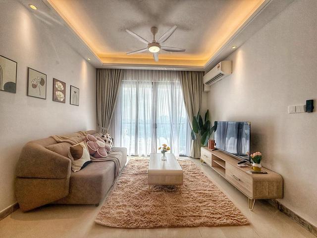 RF Seine Region Jb Town Walking Distance Ciq Fully Furnished Sg