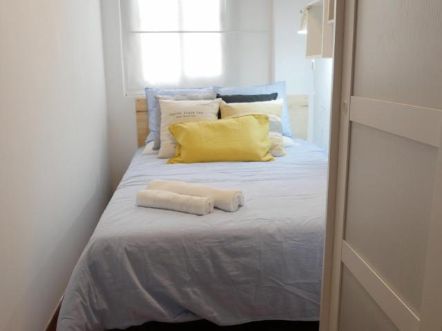 RH15 R6 Sublime double bedroom in a modern flat, in Dreta de l'Eixample