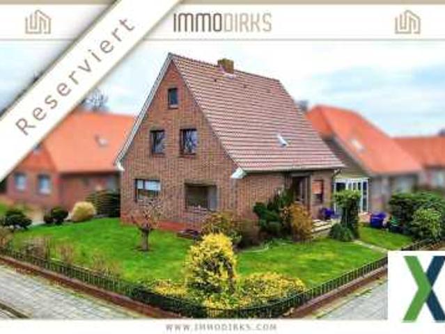 Rhauderfehn: Charmantes Einfamilienhaus mit Kamin und idyllischem Garten