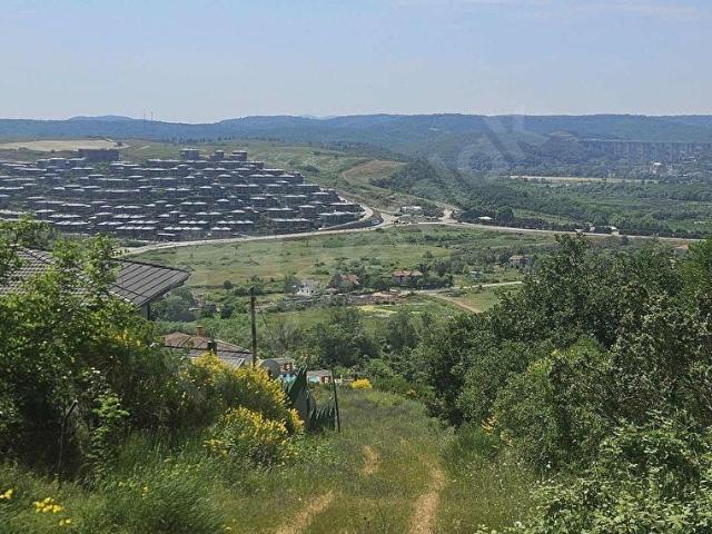 RİVA NIN EN GÜZEL BÖLGESİNDE PANOROMİK MANZARALI KONUT İMARLI