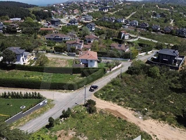 RİVA'DA 690 M2 VİLLA İMARLI KÖŞE PARSEL SATILIK ARSA