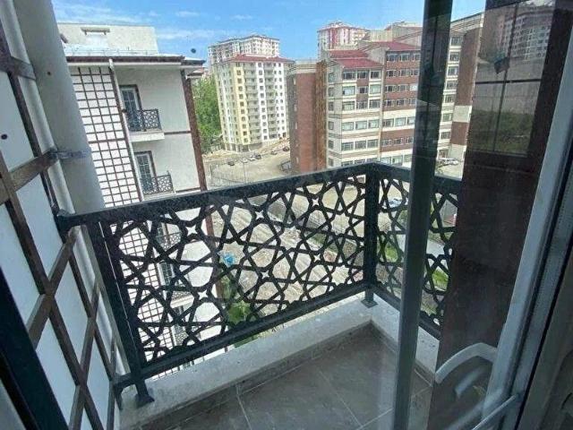 RİZE YAĞLITAŞ KONUTLARINDA TEMİZ 3+1 DAİRE