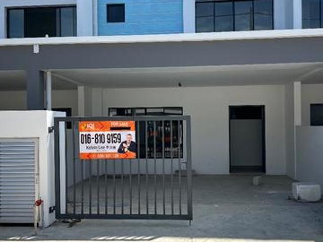 Rimba Hill Phase 3 Town Villa For Sale Lok Kawi Area