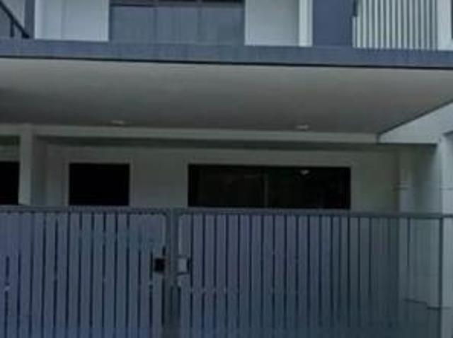 Rimbun Impian Seremban 2 24x75 Size Double storey HouseFreeholdTitle