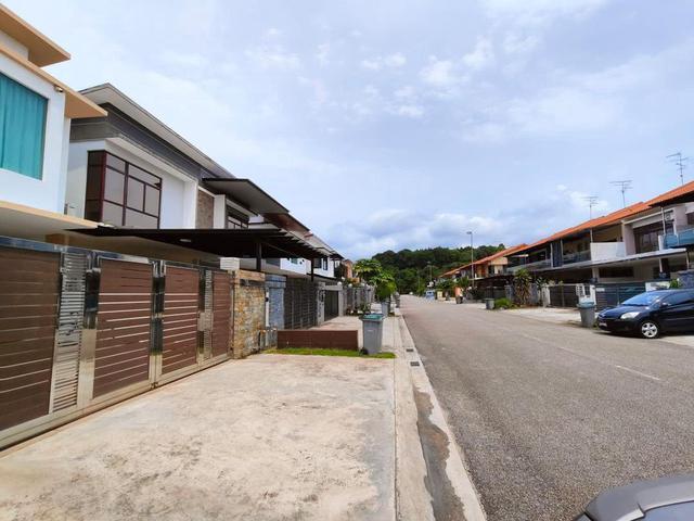 Rini Height Double Storey Super Link House 5bed Skudai Johor Bahru