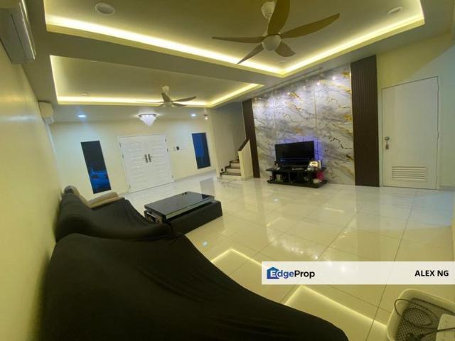 Rini Heights