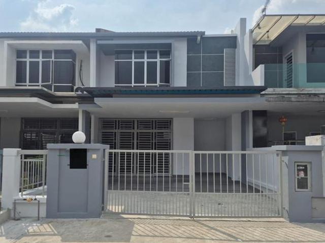 Rini Hill 2 For Rent