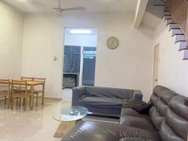 Rini Home 2 Partial Furnished 4b3b near second link Mutiara