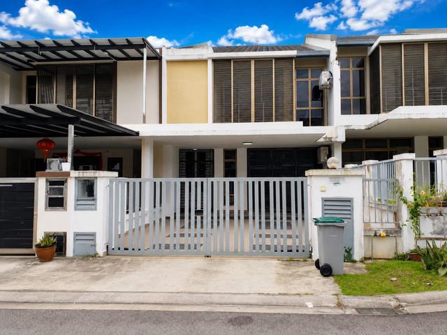 Rini Home 7 Mutiara Rini 2Storey Full Furnish Good Condition