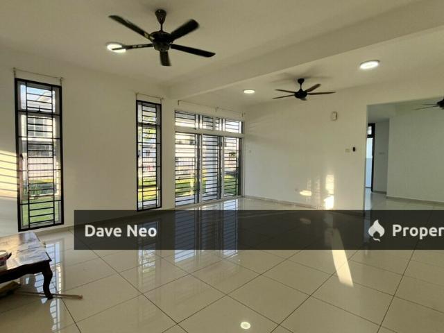 Rini Homes 1 Mutiara Rini | 2 Storey Terrence | 4Beds 4Baths| Corner Lot | Move In Ready