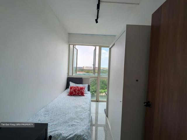 Rio Vista D19, Condominium