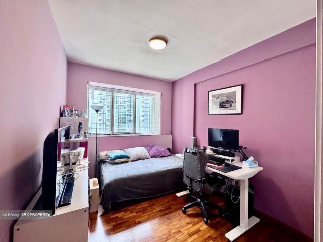 Rio Vista D19, Condominium