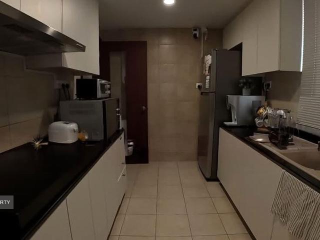 Rio Vista D19, Condominium