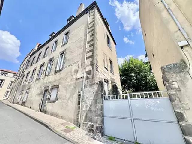 Riom 63200 Achat / Vente immeuble parking