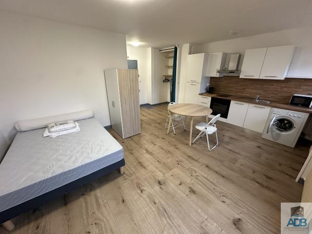 Riorges, 665 Rue Maréchal Foch, Résidence 'Le Clos'
