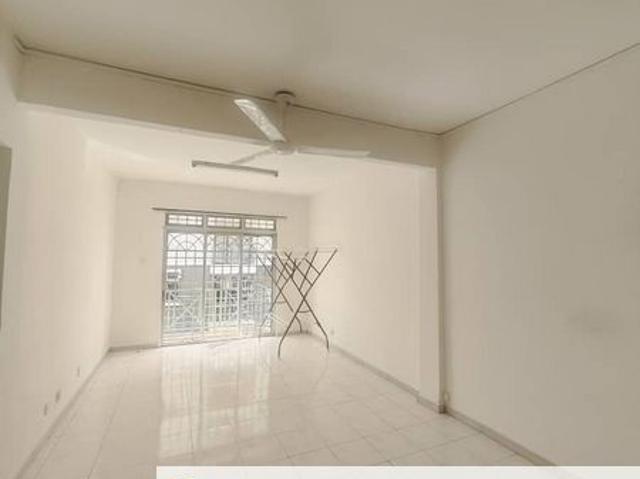 Ria 1 Apartment, Taman Megah Ria