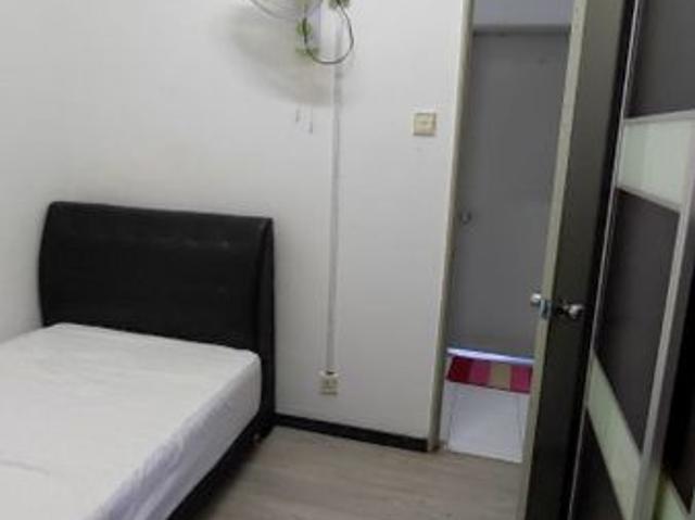 Ria 1 Apartment, Taman Megah Ria
