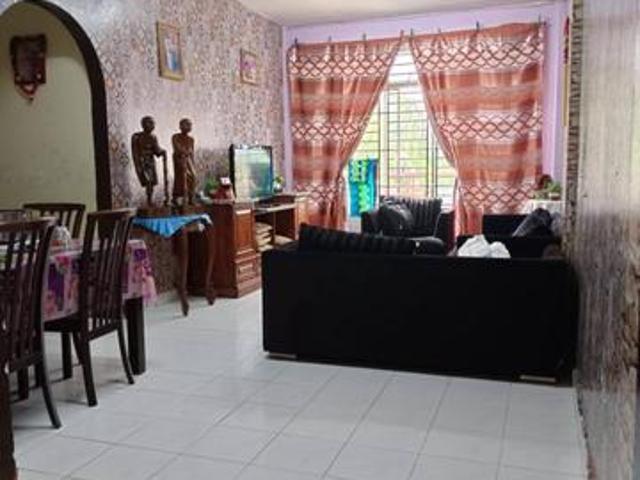 Ria 2 apartment Megah Ria 3 bedrooms partial furnished gng