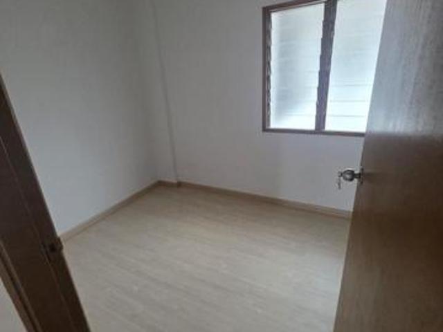 Ria Apartment Taman Rinting masai for sale