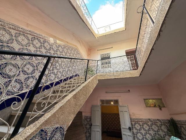 Riad à vendre à Bab Ghmat melkia. 4 chambres agréables