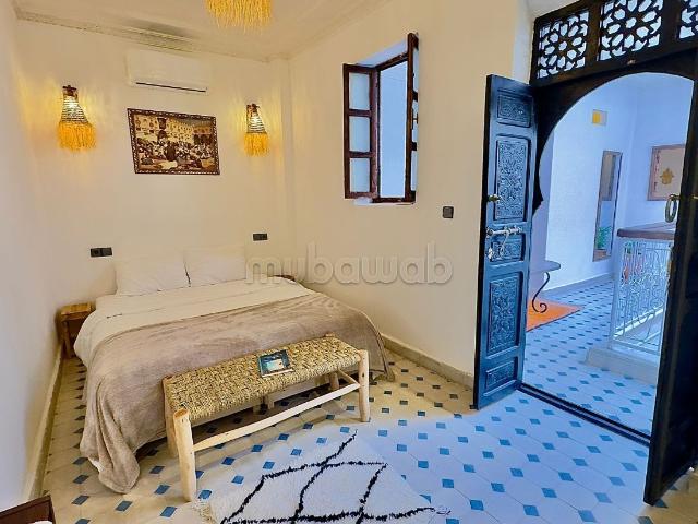 Riad clé en main en activité 4/5 ch avec piscine – médina