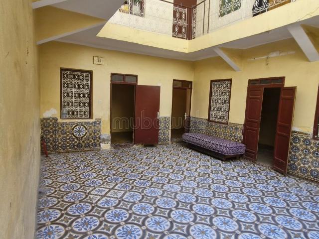 Riad Traditionnel en Ciment de 80 m²