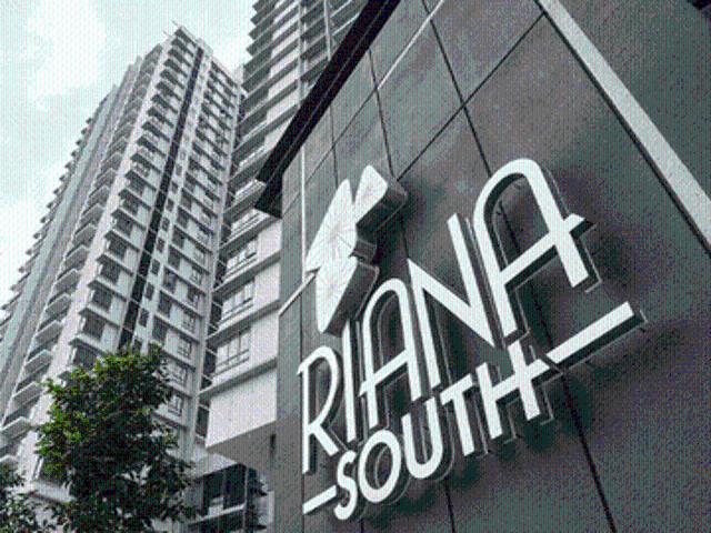 Riana South Condominium