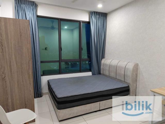 Riana South Medium Room for Female Walking distance to UCSI