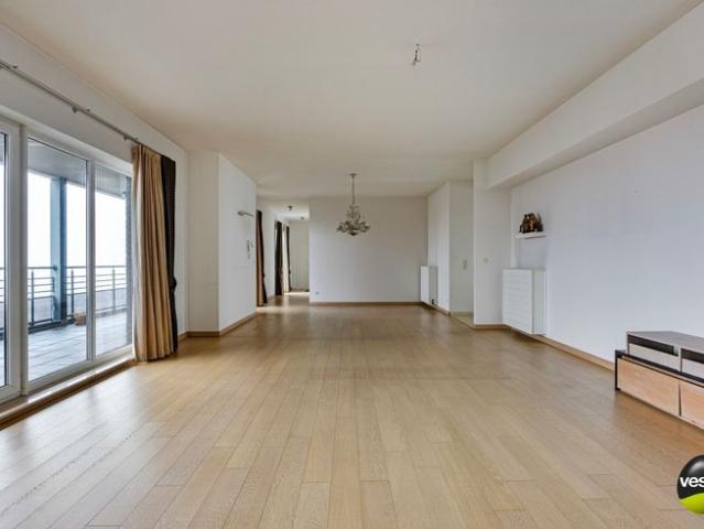 Riant appartement met panoramisch uitzicht, 2 slaapkamers.