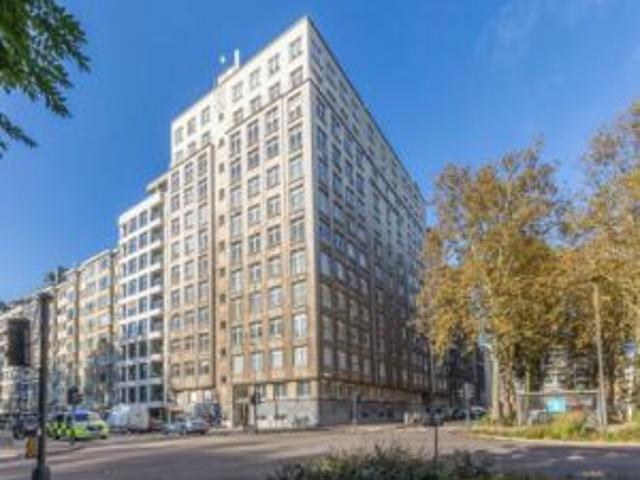 Riant gerenoveerd appartement vlakbij Stadspark en centrum