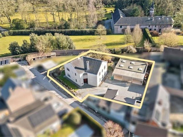 Riante woning met magazijn in 2de bouwlijn te Heusden