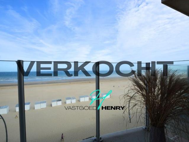 Ribella West 0502: Gemeubeld met frontaal zeezicht