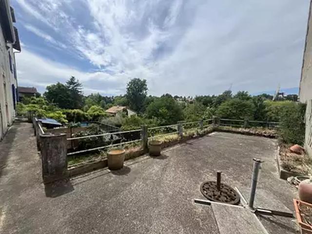 Ribérac 24600 Achat / Vente maison 7 pièces t7 parking