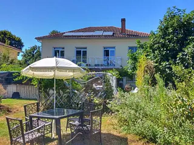 Ribérac 24600 Achat / Vente maison 12 pièces t12 jardin balcon