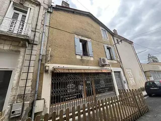 Ribérac 24600 Achat / Vente immeuble au dernier étage