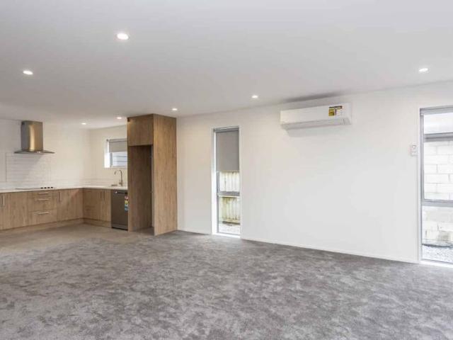 RICCARTON 3 BED/2 BATH NEW BUILD, GAS HOT WATER, VIEWING WILL IMPRESS!